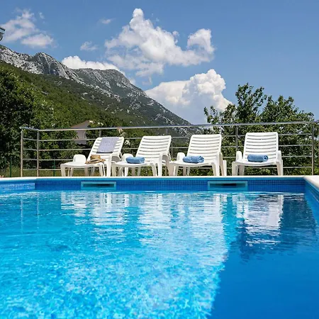 Lovely In With Outdoor Swimming Pool Holiday home Dubrava (Split-Dalmatia)